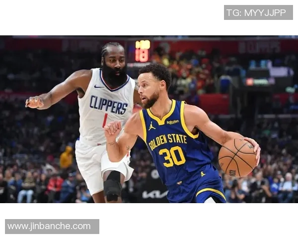 哈登与库里巅峰对决精彩瞬间回顾视频分析与解读 哈登与库里巅峰对决精彩瞬间回顾视频分析与解读