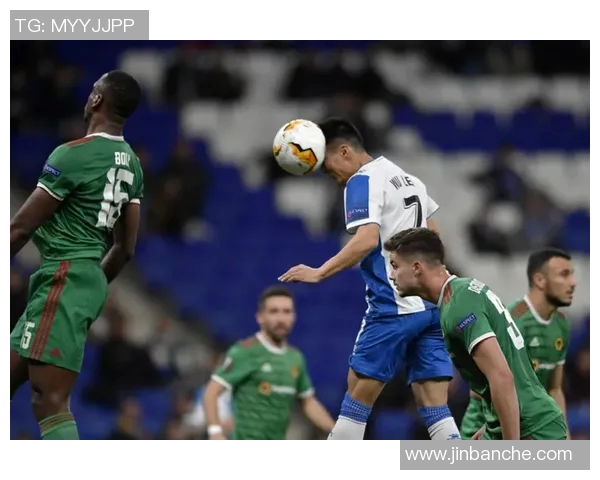 圣塔菲与国民竞技的激烈对决揭示了足球战术的魅力与球队精神的碰撞 圣塔菲与国民竞技的激烈对决揭示了足球战术的魅力与球队精神的碰撞